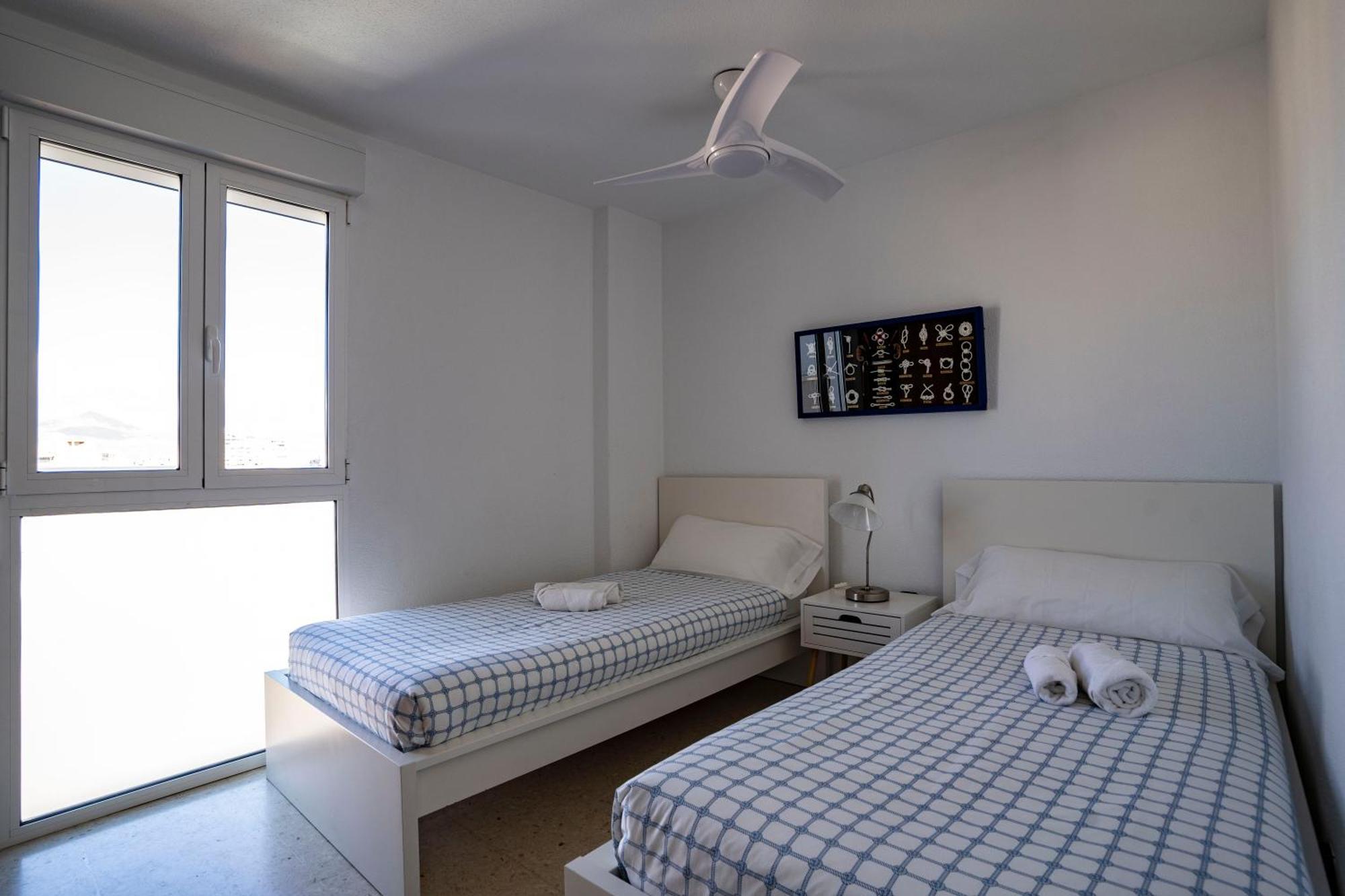 Apartamento Faro Blanco Alicante Exterior foto
